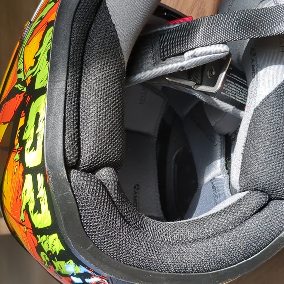 Icon Airform Trick or Street 2 Helmet - Picture 8 of 14